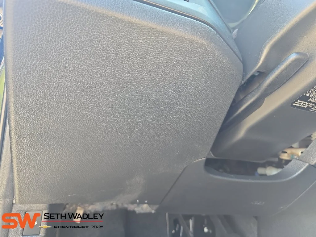 Used 2025 Black Honda SE image 26