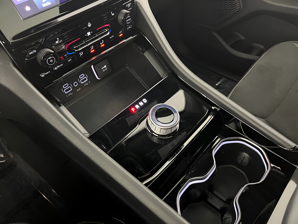 Used 2023 Black Jeep Altitude X image 31