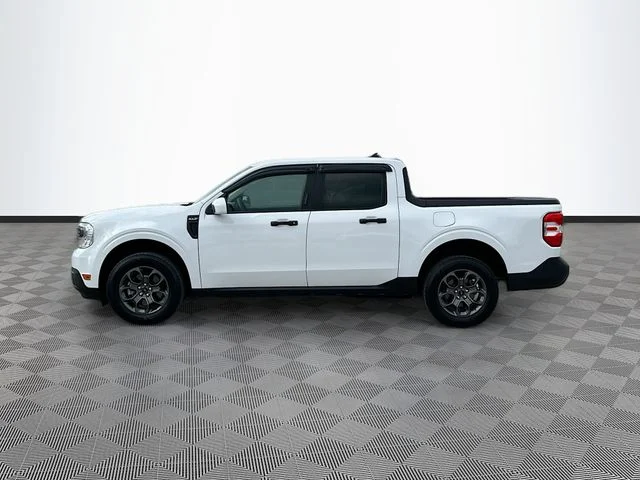 Used 2023 White Ford XLT image 8