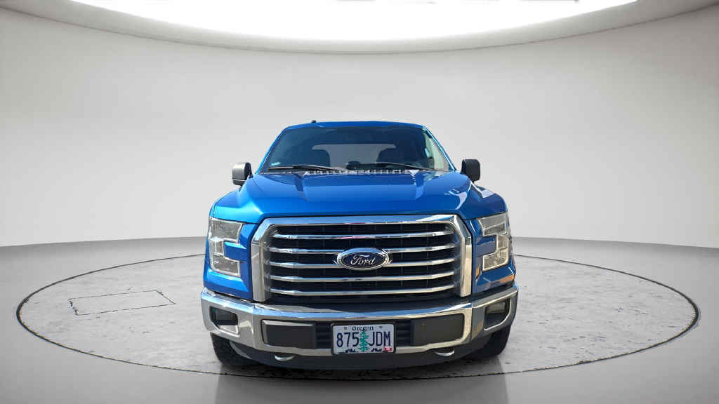 Used 2016 Blue Flame Metallic Ford XLT image 2