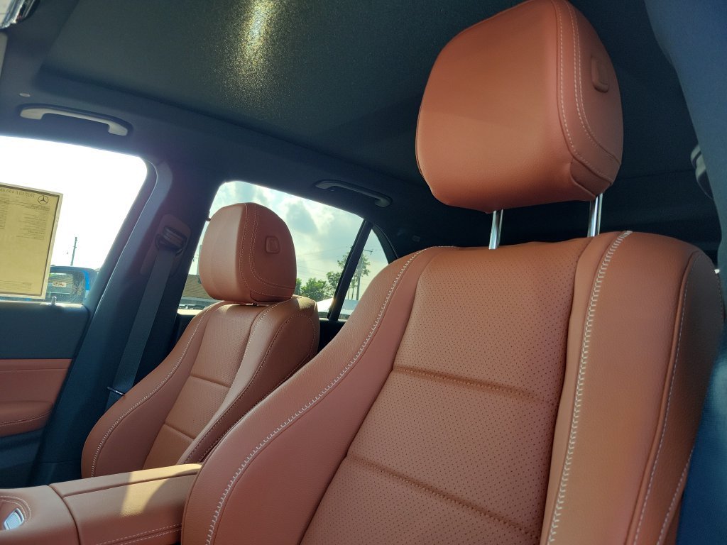 New 2027 Obsidian Black Metallic Mercedes-Benz GLE 450 image 18