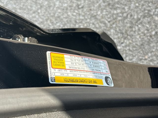 Used 2025 Black Chevrolet LT image 21