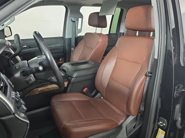 Used 2019 BLACK Chevrolet Premier image 18