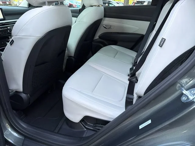Used 2025 Gray Hyundai SEL Convenience image 21