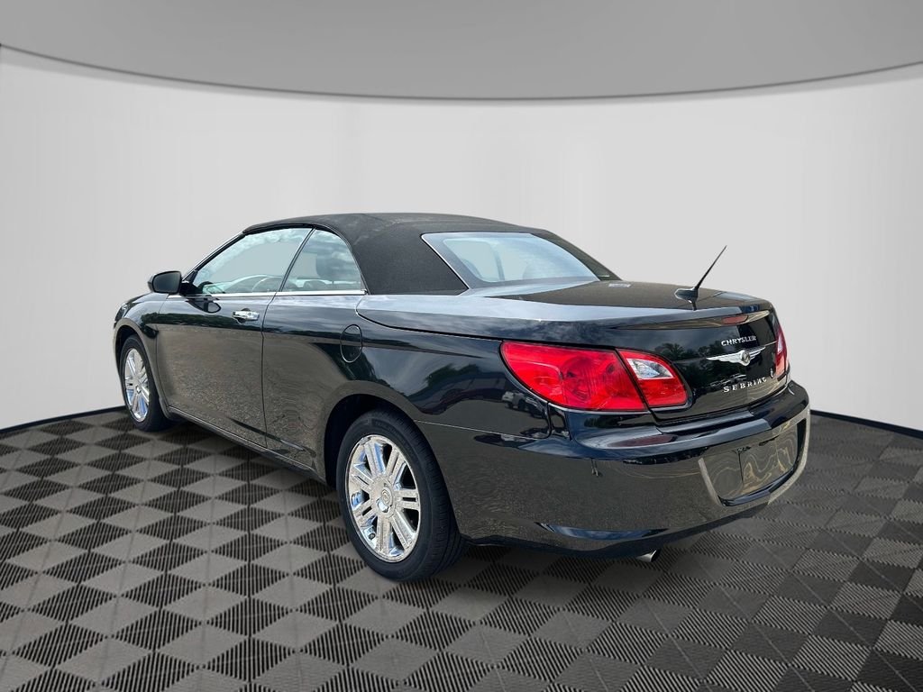 Used 2009 Black Chrysler Limited image 3