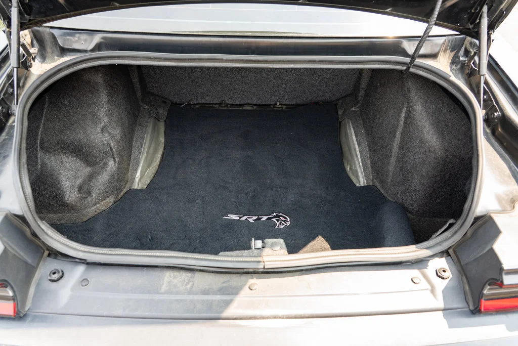 Used 2015 Pitch Black Clearcoat Dodge SRT Hellcat image 8