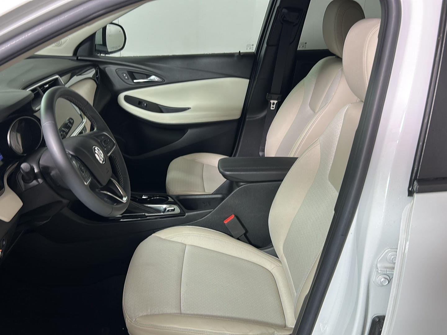 Used 2023 Summit White Buick Select image 16