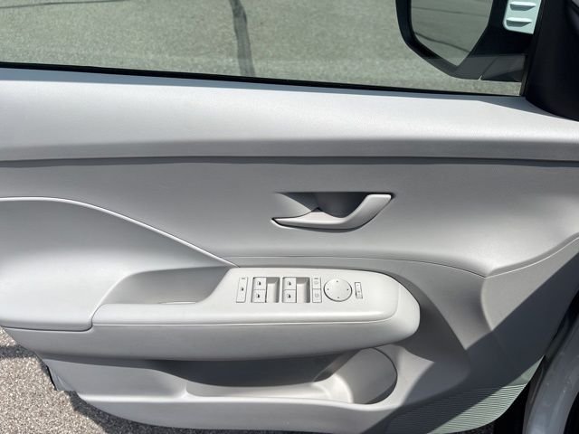 2024 Hyundai Kona SEL - Photo 14