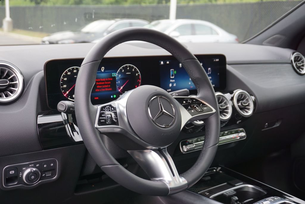 2025 Mercedes-Benz GLA GLA250 - Photo 10