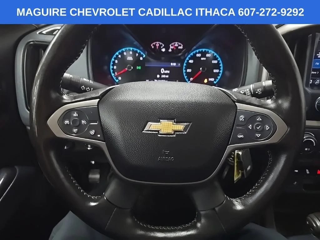 Used 2019 BLACK Chevrolet 4WD Z71 image 18