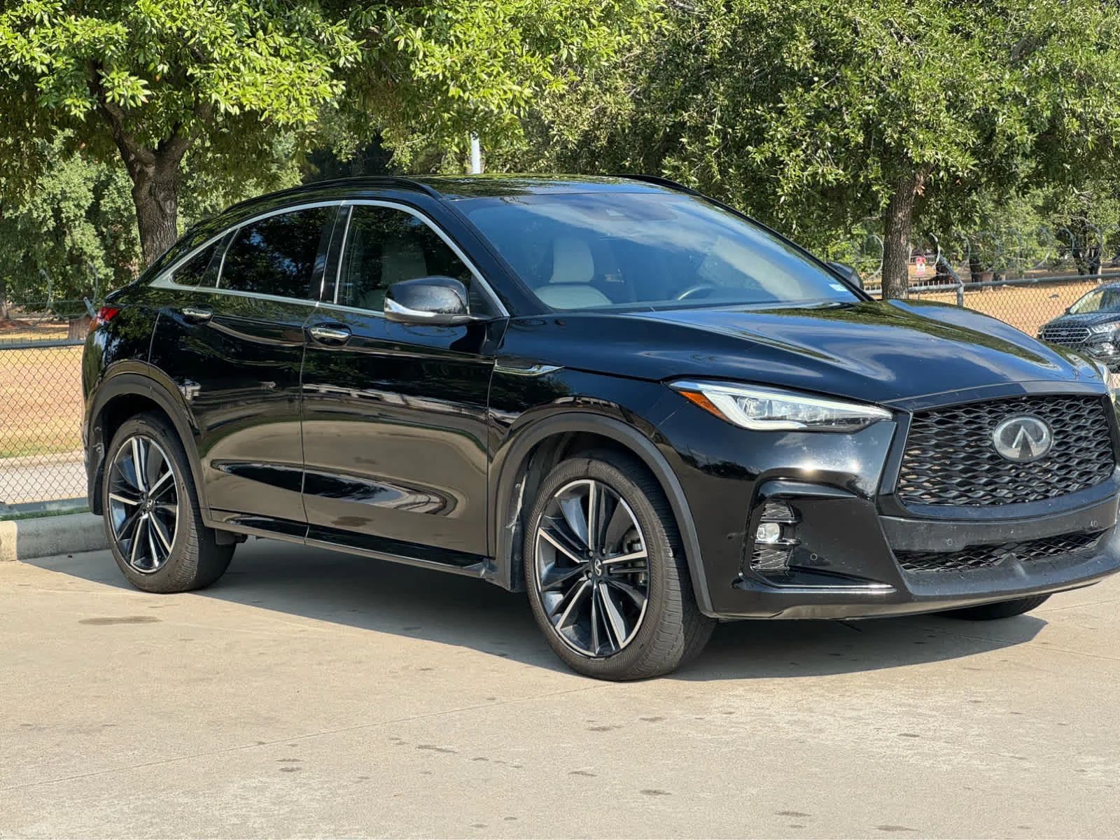 Certified Used 2024 Black Obsidian INFINITI ESSENTIAL image 4