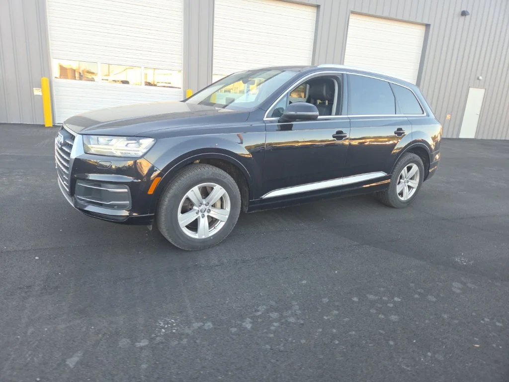 Certified Used 2019 Black Audi 45 Premium Plus image 3