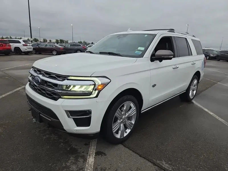 Used 2024 White Ford King Ranch image 2