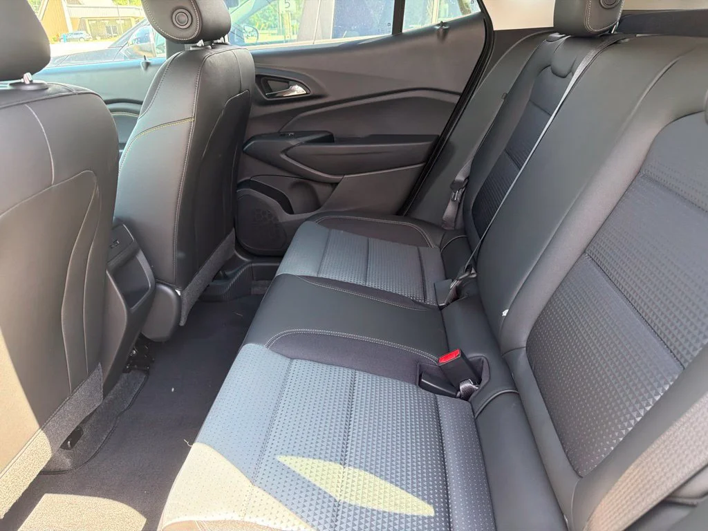 New 2026 Summit White Chevrolet LT image 30