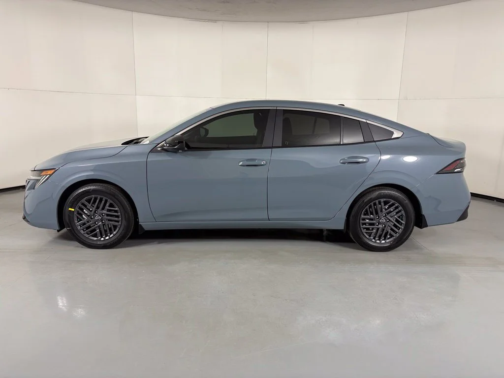 Used 2026 Gray Nissan SV image 5
