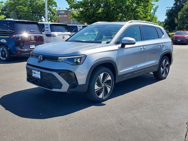 2025 Volkswagen Taos SE - Photo 9