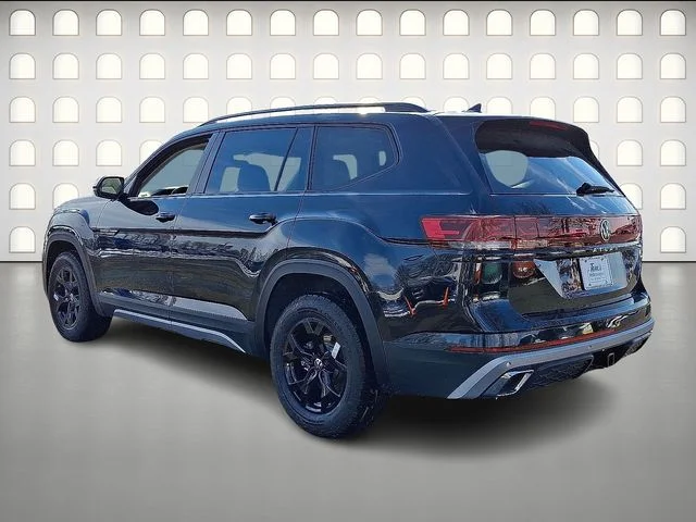 New 2026 Black Volkswagen 2.0T Peak Edition image 3