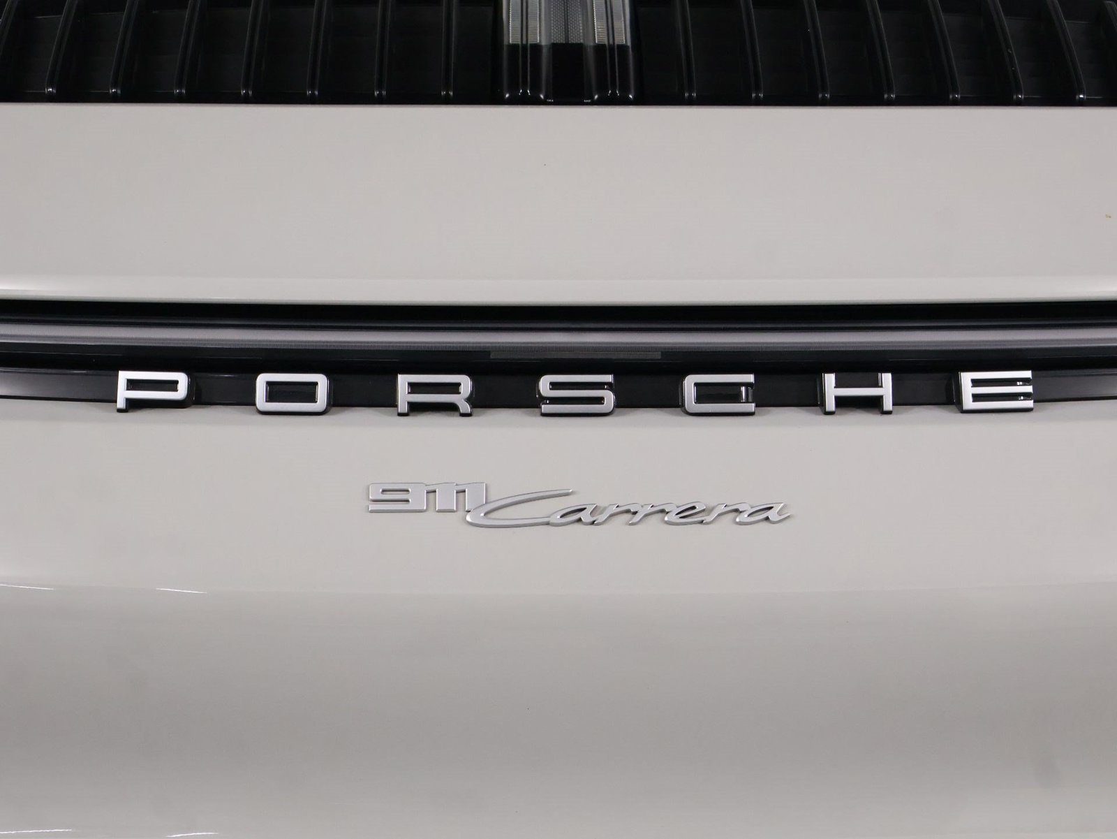 Certified Used 2024 Chlk/Chalk Porsche Carrera image 22