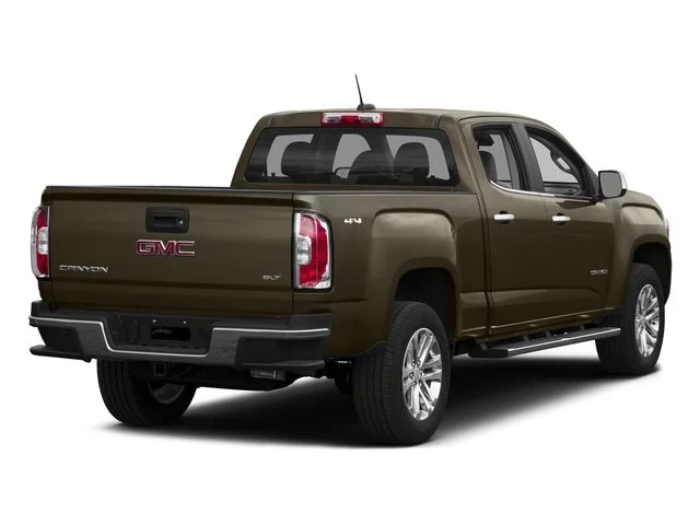 Used 2015 Cardinal Red GMC 4WD SLE image 5
