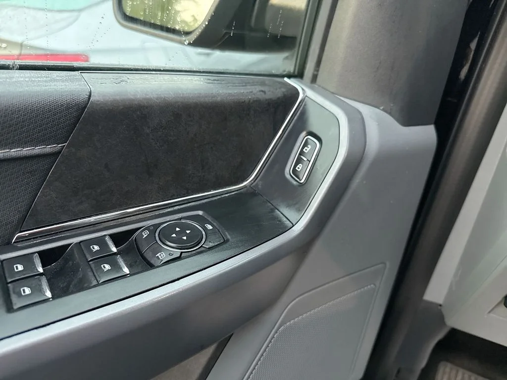 Used 2025 Black Metallic Ford XLT image 14