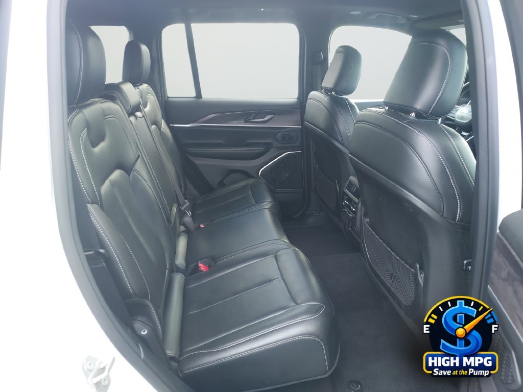 Used 2024 White Jeep 4xe image 28