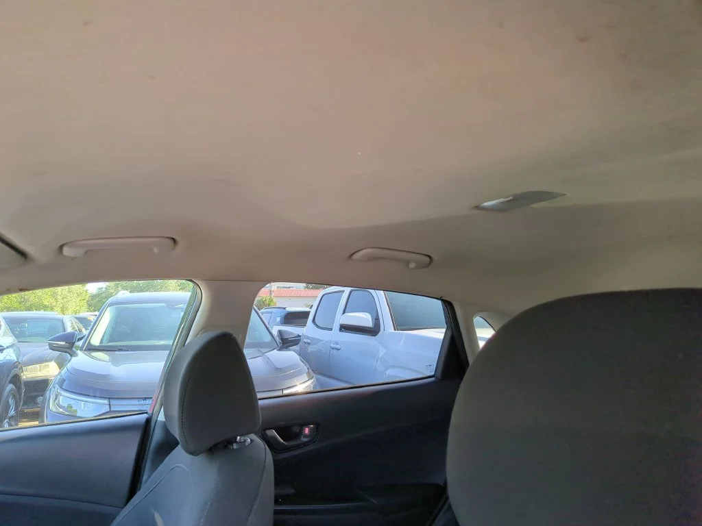 Used 2022 Green Hyundai SEL image 8