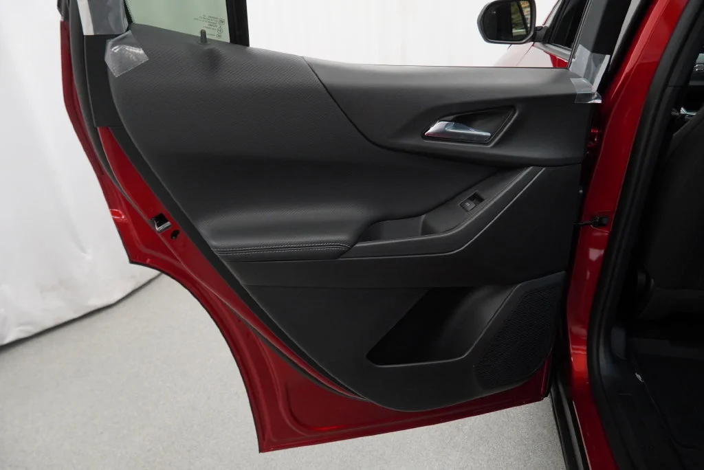 New 2027 Radiant Red Tintcoat Chevrolet LT image 31
