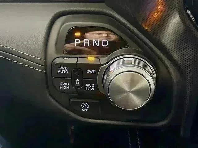 2026 RAM 1500 Limited - Photo 17