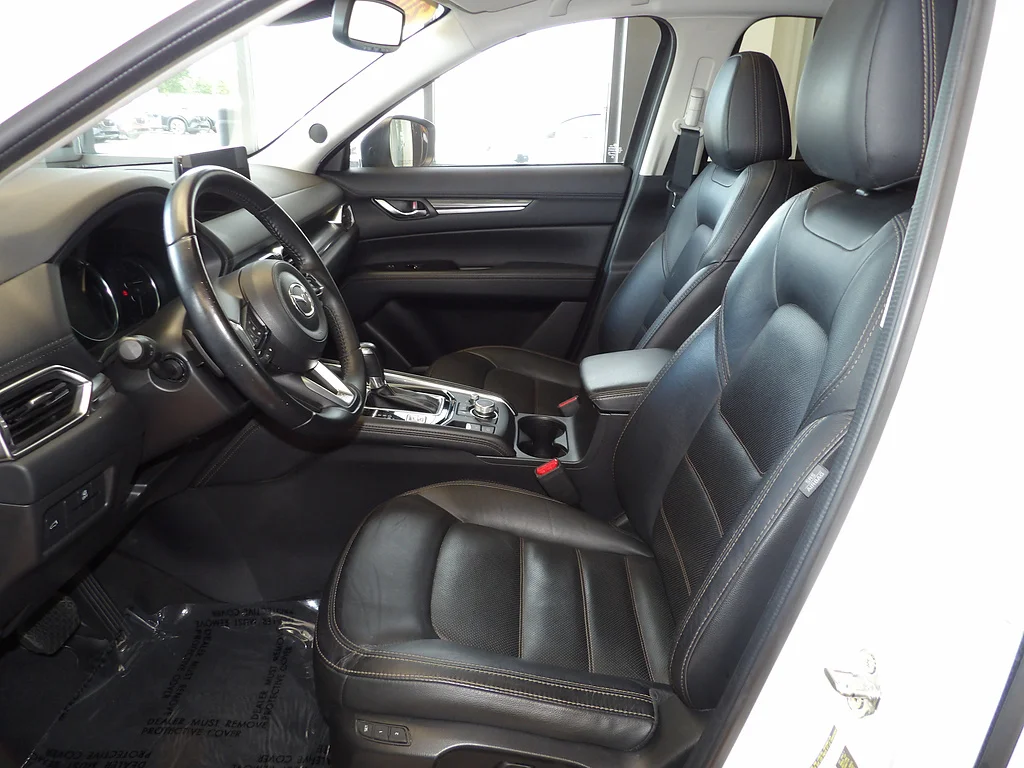 Certified Used 2023 Rhodium White Metallic Mazda 2.5 S Premium Plus image 26