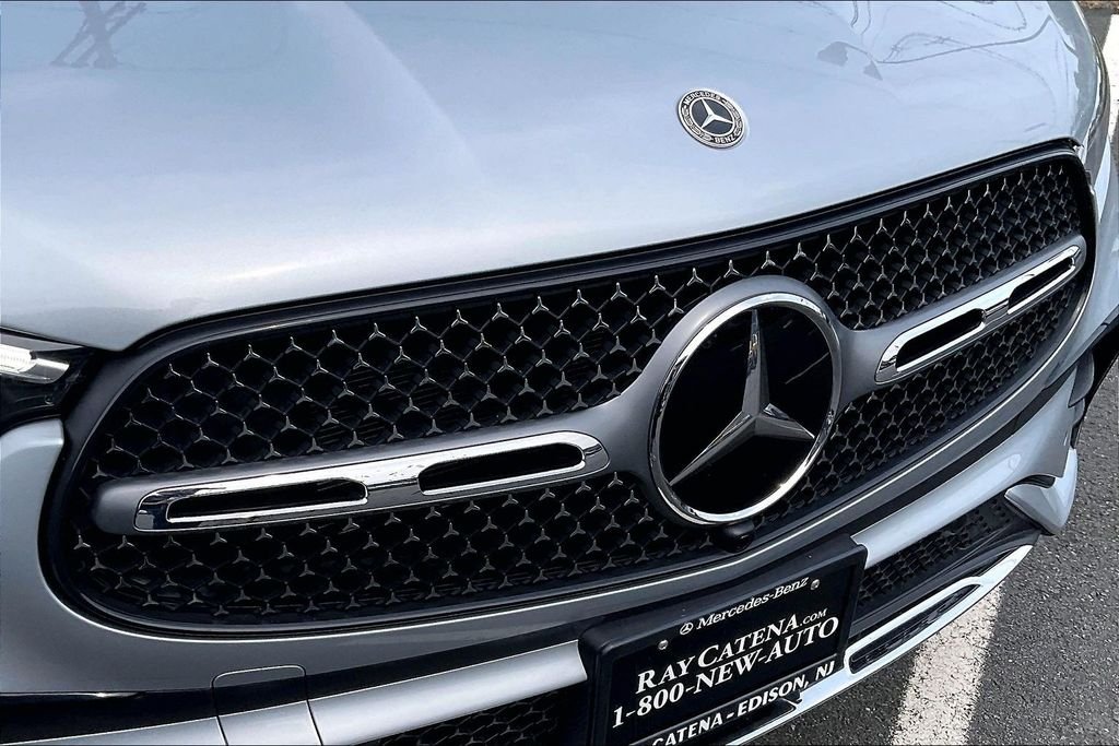 2025 Mercedes-Benz GLC Base - Photo 23