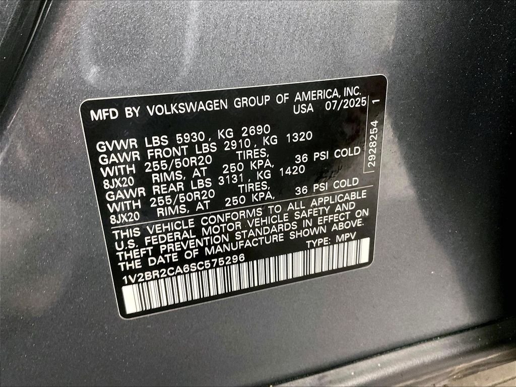 Used 2025 Gray Volkswagen 2.0T SEL image 37