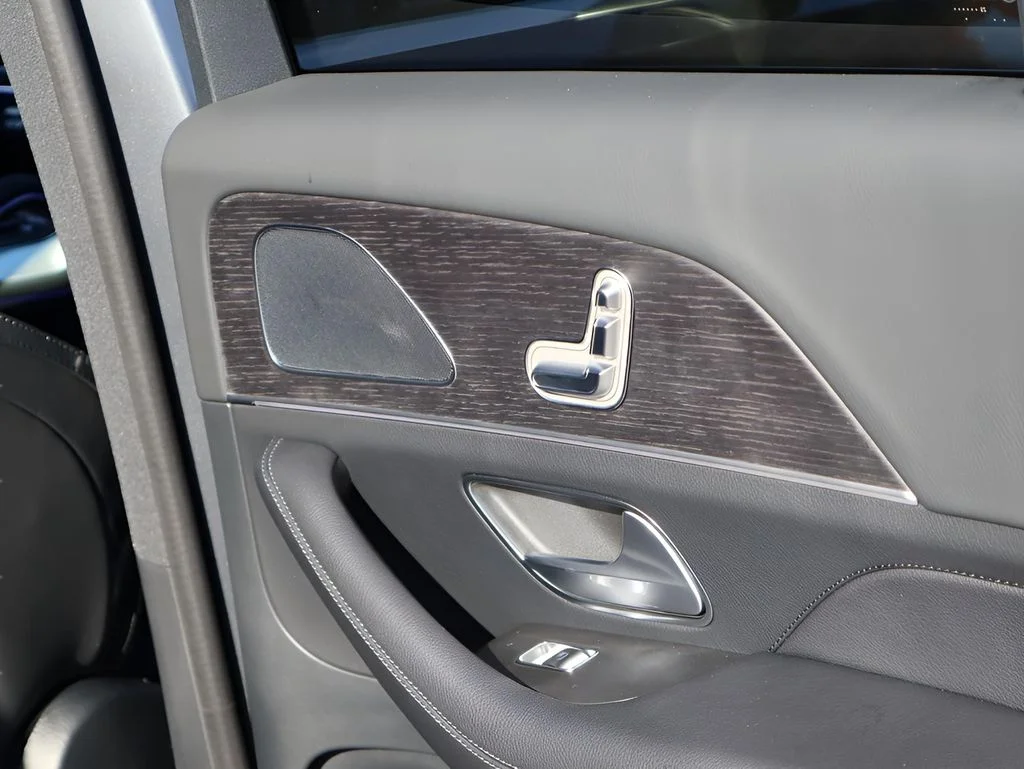 Used 2026 Selenite Gray Metallic Mercedes-Benz GLE 350 image 18
