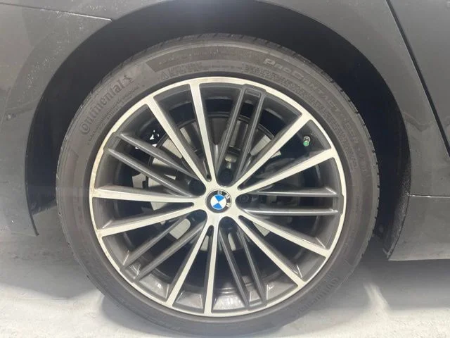 Used 2023 Black BMW 540i image 6