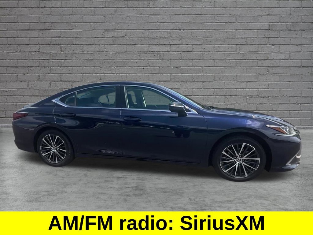 Used 2024  Lexus 350 image 12