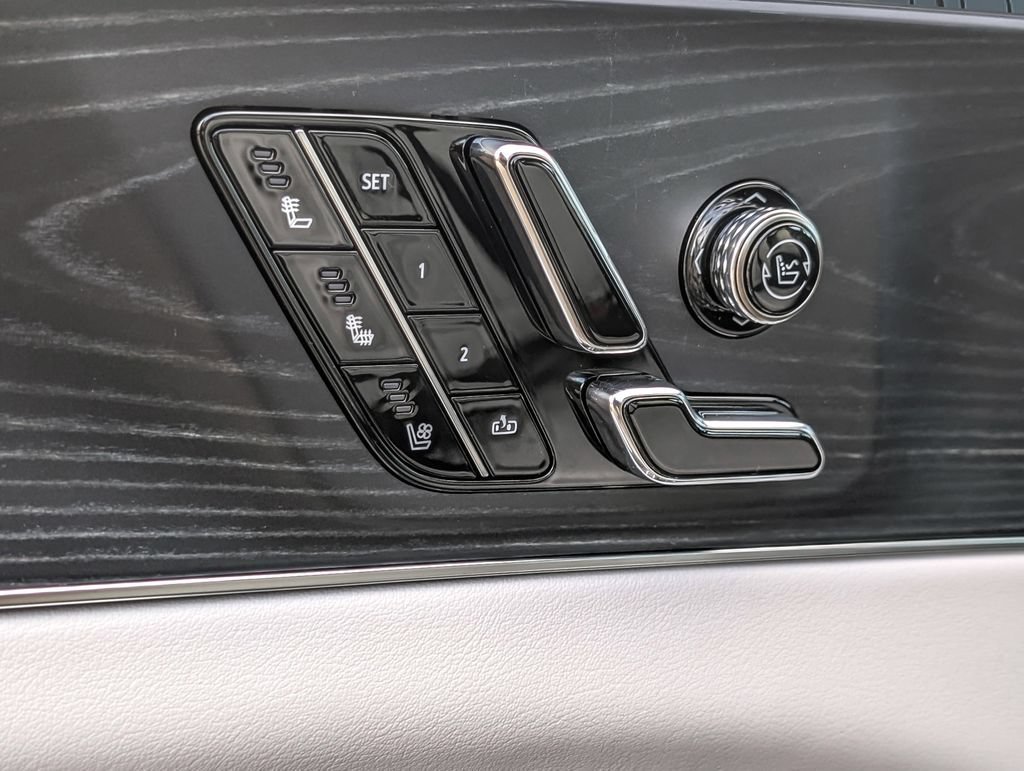 2026 Cadillac LYRIQ Premium Luxury - Photo 13