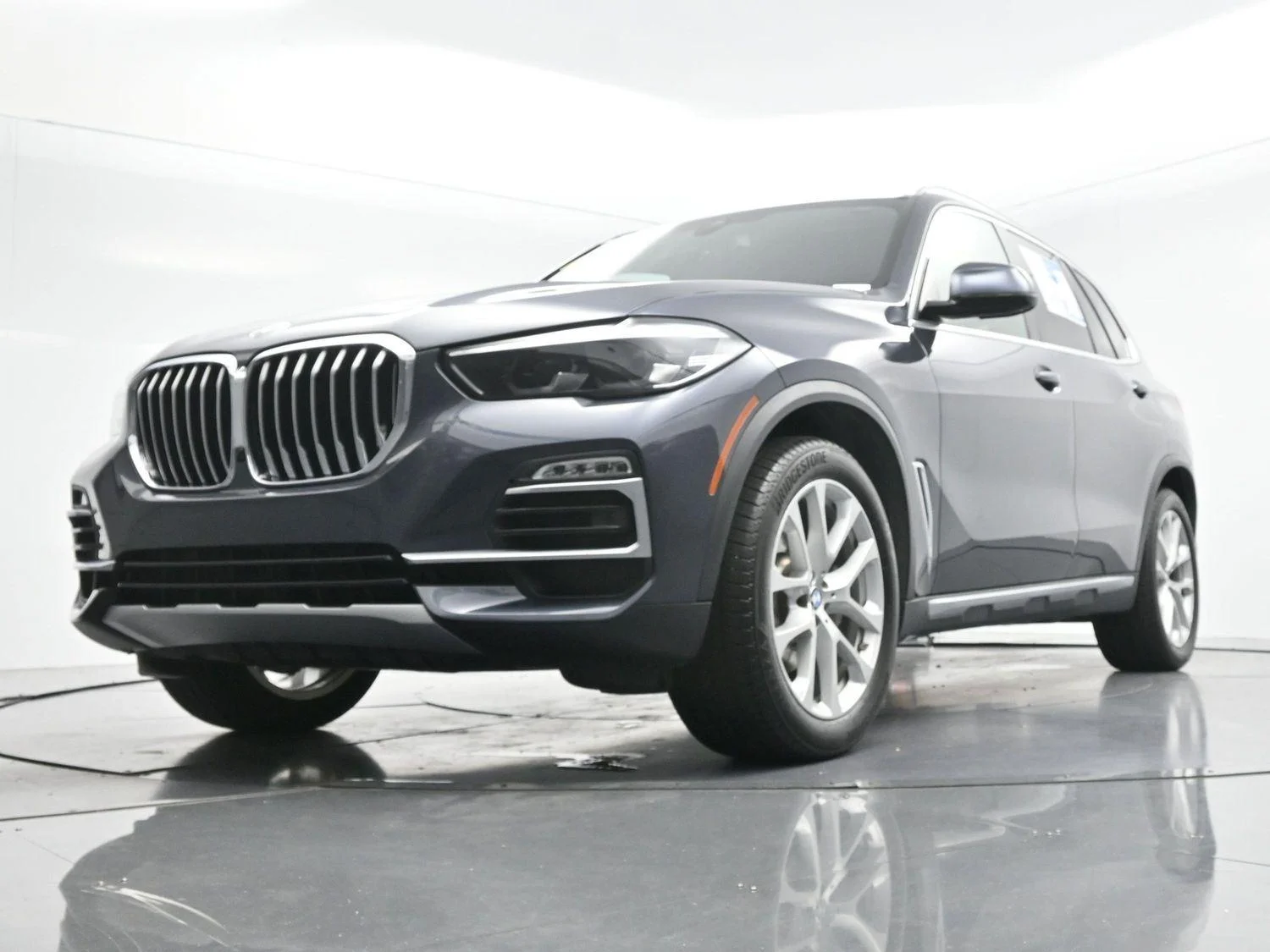 Used 2019 Arctic Gray Metallic BMW xDrive40i image 55