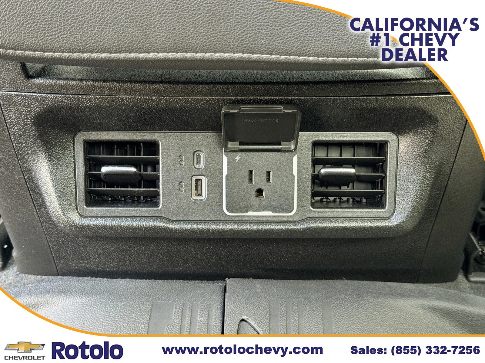 Used 2025 Titanium Rush Metallic GMC Elevation image 15