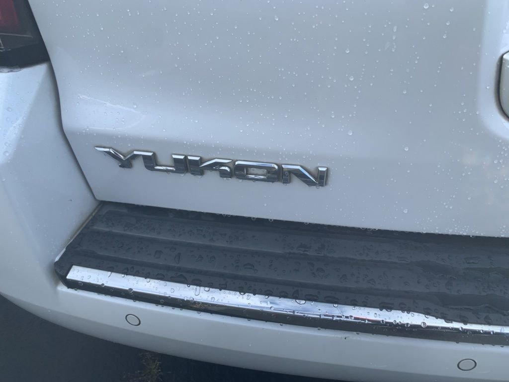 Used 2016 White GMC Denali image 7