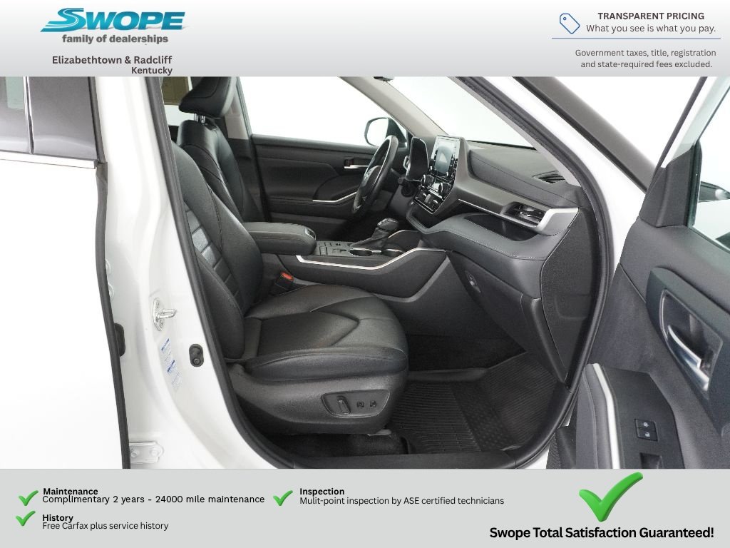 Used 2022 Wind Chill Pearl Toyota XLE image 9