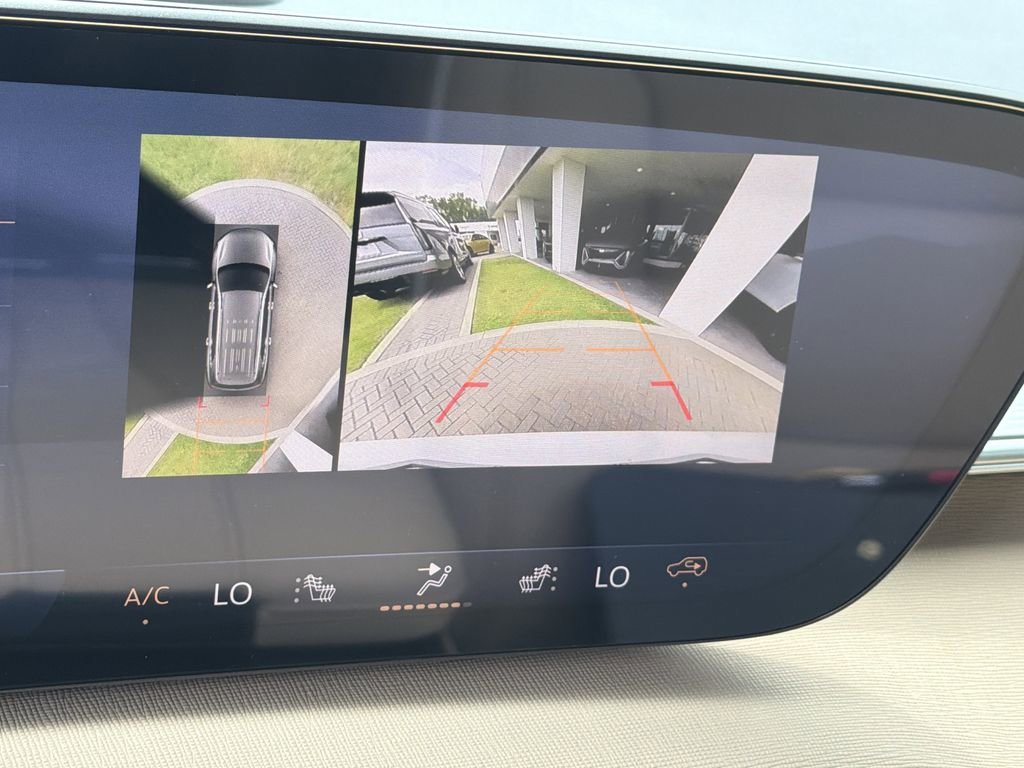 New 2026 Summit White Buick Preferred image 24