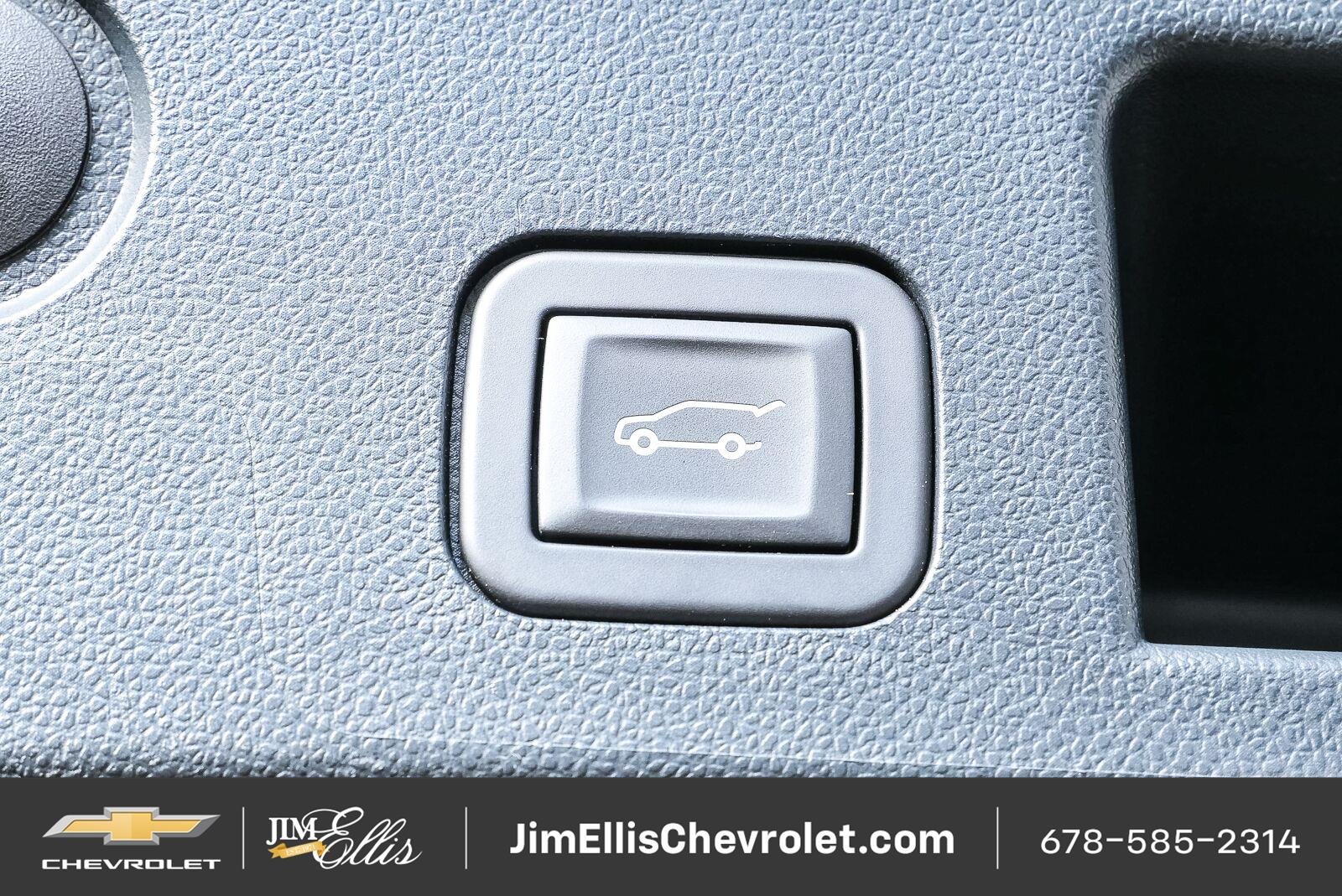 Certified Used 2025 Sterling Gray Metallic Chevrolet LT image 28