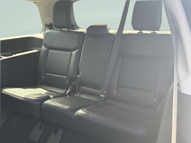 Used 2025 Black Ford Platinum image 20
