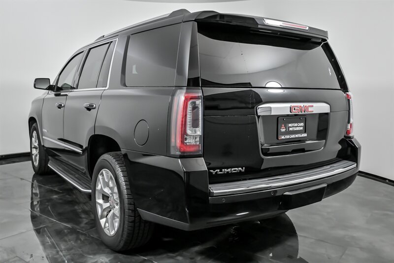 2020 GMC Yukon Denali - Photo 9