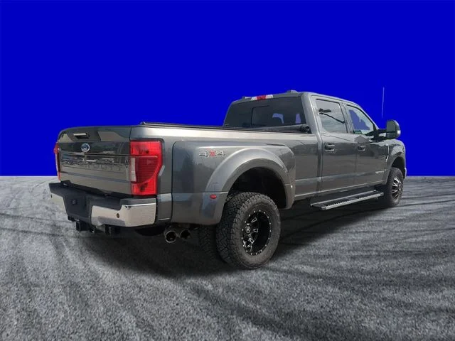 Certified Used 2020 Magnetic Metallic Ford Lariat image 4