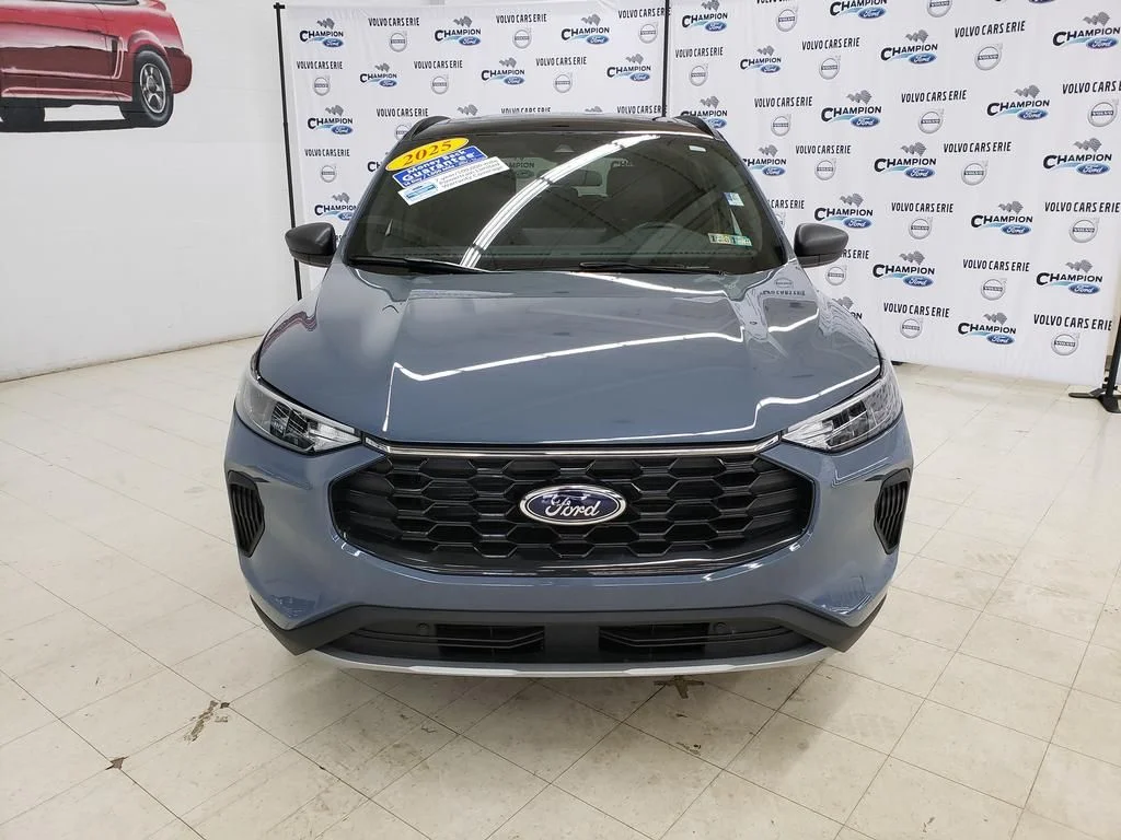 Certified Used 2025 Vapor Blue Ford ST-Line image 2