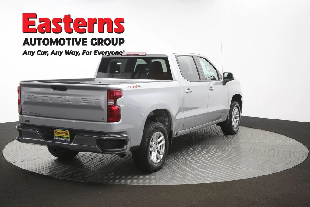 Used 2022 Silver Chevrolet LT image 42