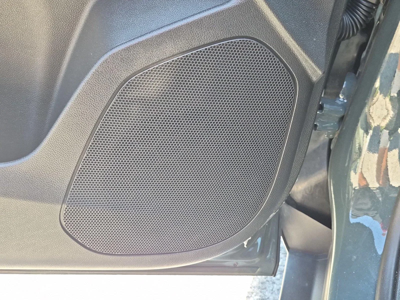 Used 2025 Cypress Gray Chevrolet LT image 17