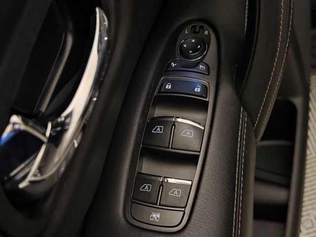 Used 2024 Hermosa Blue INFINITI LUXE image 19