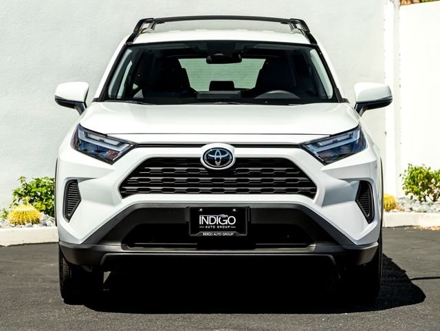 Used 2025 Ice Cap Toyota XLE image 3