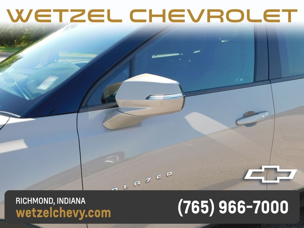 Used 2021 Gray Chevrolet LT image 11